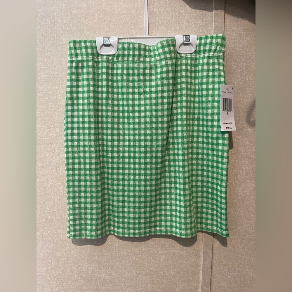 Matching set!!💚 - Picture 2 of 5